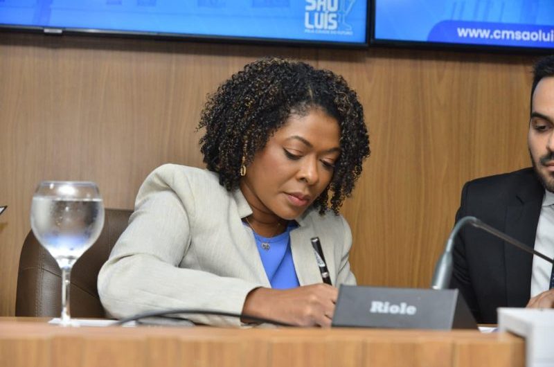Prefeita Esmênia Miranda envia à Câmara de Vereadores PL que cria Secretaria Municipal da Mulher