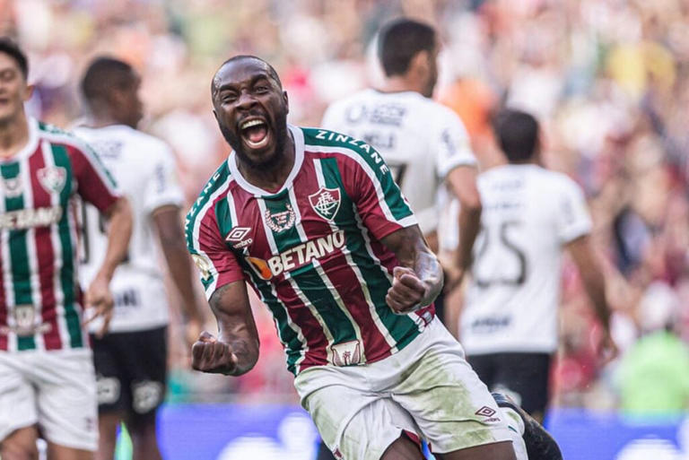 Manoel aciona Fluminense na Justiça e cobra R$ 11 milhões