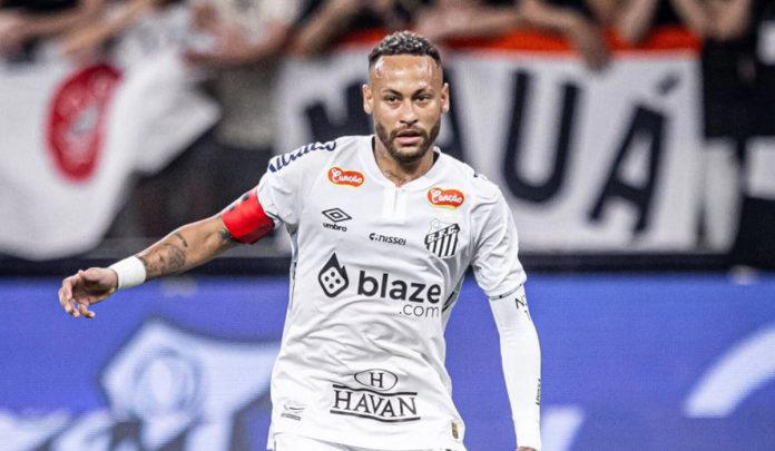 Neymar perde a paciência e rebate provocação de torcedor sobre a Copa do Mundo