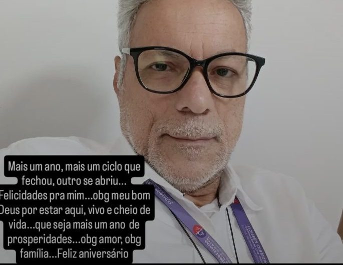 O Blog parabeniza o aniversariante de hoje, o amigo colunista social, Joseph Fontes. Leitor diário do blog, é um profissional renomado, muito bem informado e de credibilidade.