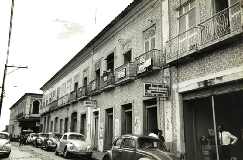 Crônica do dia: Rua Godofredo Viana, o espaço do acontecer solidário. Por Joãozinho Ribeiro (*)