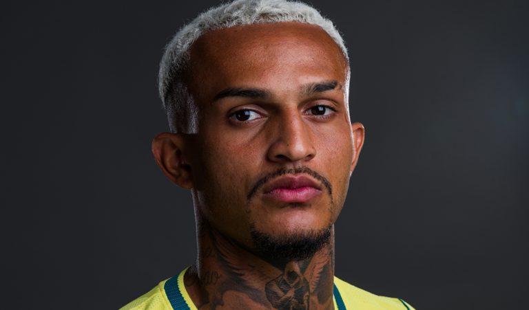 Wesley está fora da Copa do Mundo 2026? Lesão às vésperas do Mundial faz lateral chorar, e Ancelotti atualiza cenário: ‘Temos tempo’