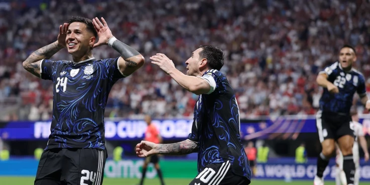 Argentina vence a Inglaterra e está na final da Copa do Mundo
