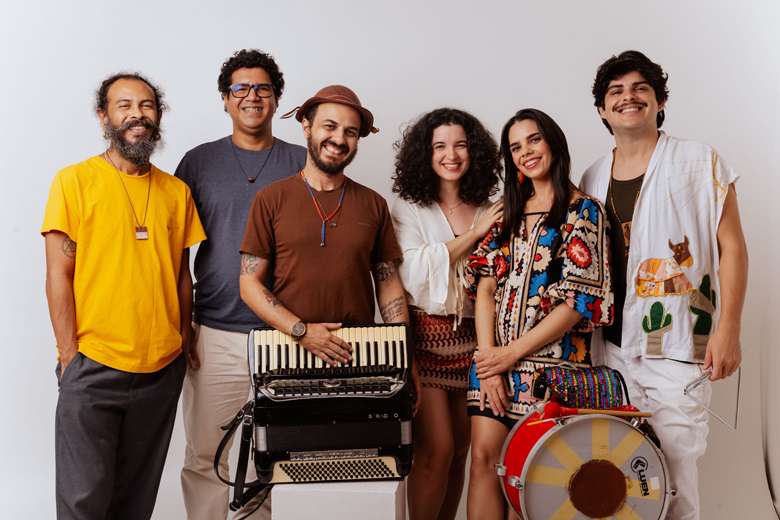 Programação de férias do CCVM segue com o contagiante show “Ser Tão Mará”