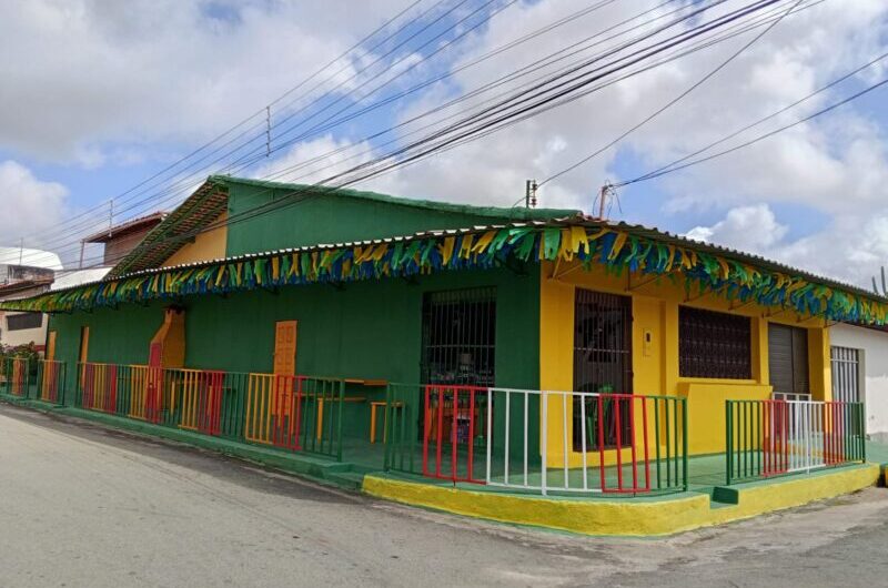 Novo ponto turístico! Bairro da Cohab ganha a primeira calçada temática do Maranhão com as cores da Bolívia Querida e vira polêmica! Pode isso, Arnaldo?
