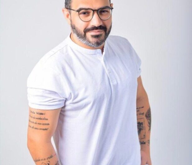 Villa do Vinho Bistrô abre feriadão com cantor Mário Filho no jantar especial dessa sexta – feira (4)   