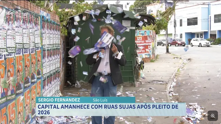 Santinhos viram lixo após eleições e poluem ruas e calçadas de São Luís. O descarte irregular dos papéis geram poluição ambiental.