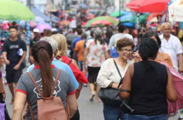 Feriado de 12 de outubro: veja o que abre e fecha em São Luís. Comércio poderá funcionar em horários específicos, enquanto bancos, Correios e repartições públicas não terão atendimento na segunda-feira (12).